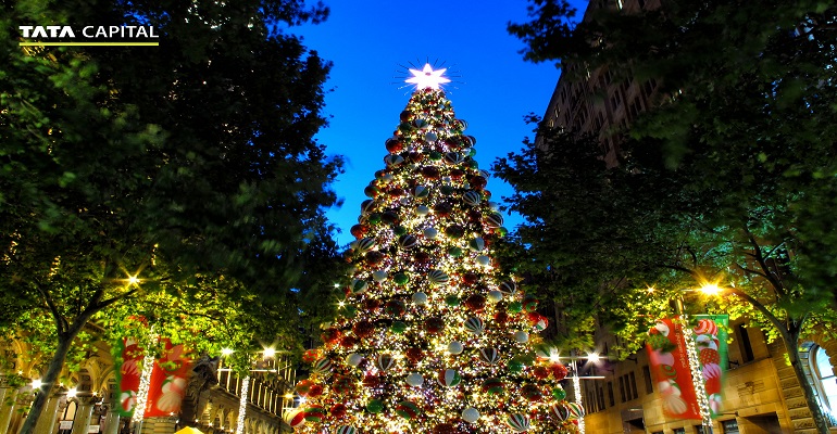 Check out how Sydney celebrates Christmas on beaches