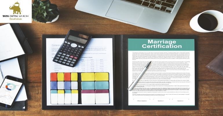 Wealth Services 6 tips for newly married couples to strengthen their financial future