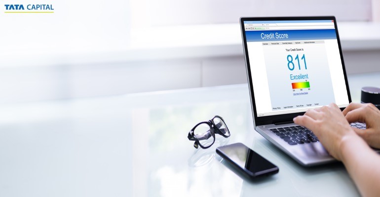 Improve your Credit Score with Small Personal Loan