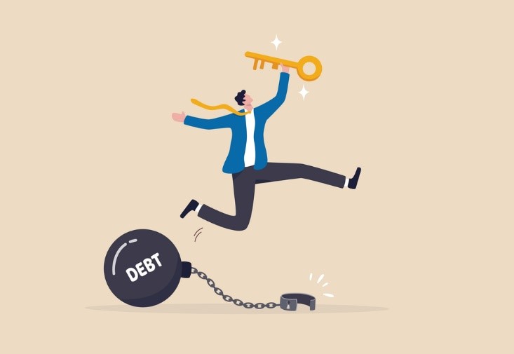 Pros And Cons Of Consolidating Debts With A Personal Loan