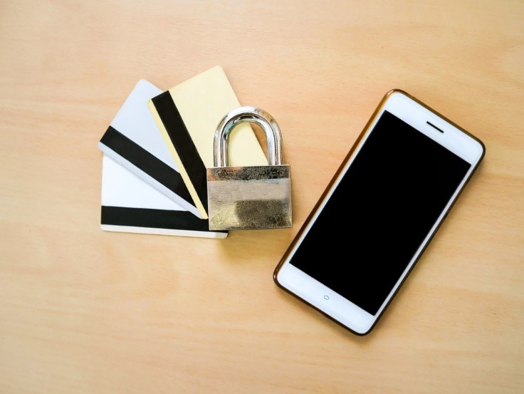 What Is The Difference Between Credit Freeze And Credit Lock?