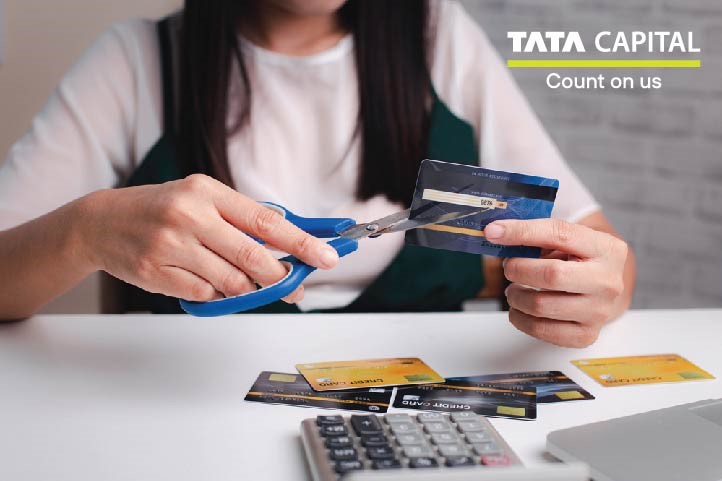 What Is the Effect of Closing a Credit Card on Credit Score?