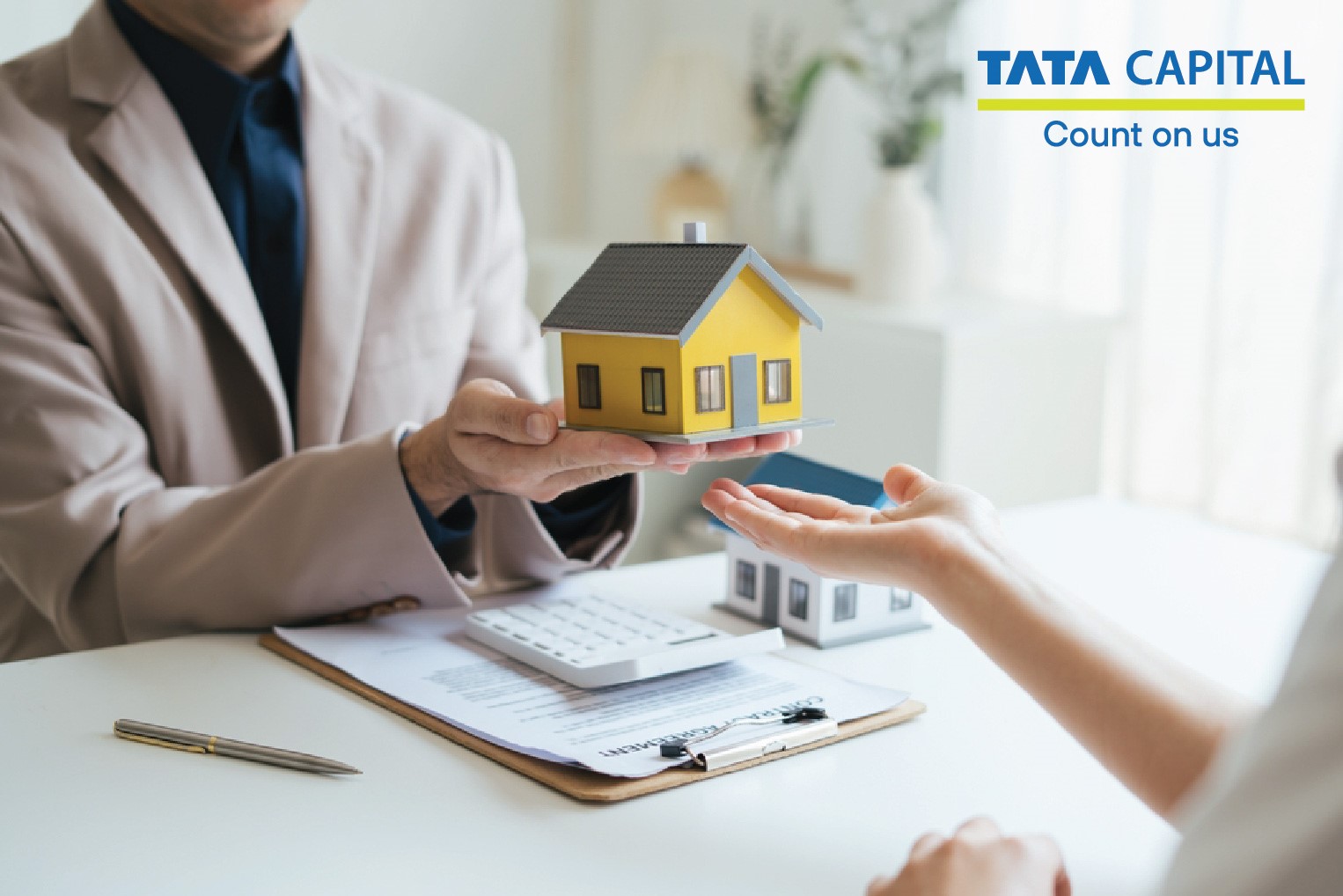Which Is Better: Top-up Home Loan Vs. Balance Transfer