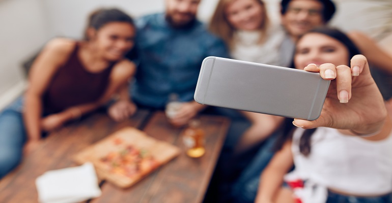 Phones With Best Camera Under 25,000