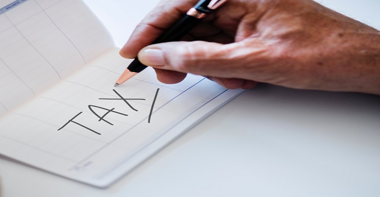 5 Ways to Minimize your Taxes and Maximize Investments
