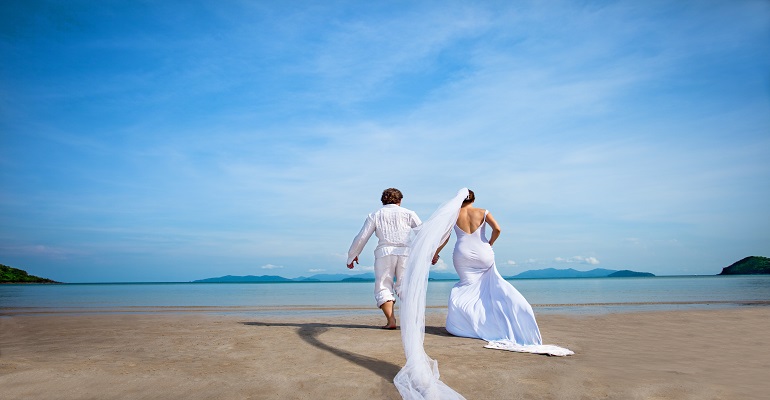 How to Have an Exotic Wedding with a Tight Budget