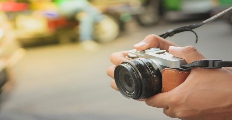 2023 Shootout: Mirrorless Cameras vs DSLRs – Which Reigns Supreme?